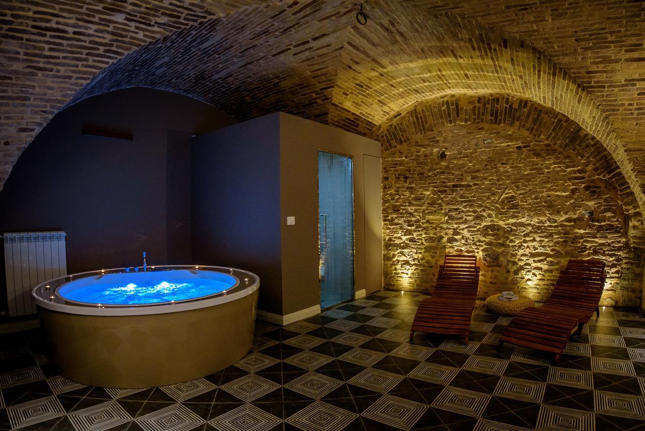 Marie Claire Apartments & Spa Vasto Dış mekan fotoğraf