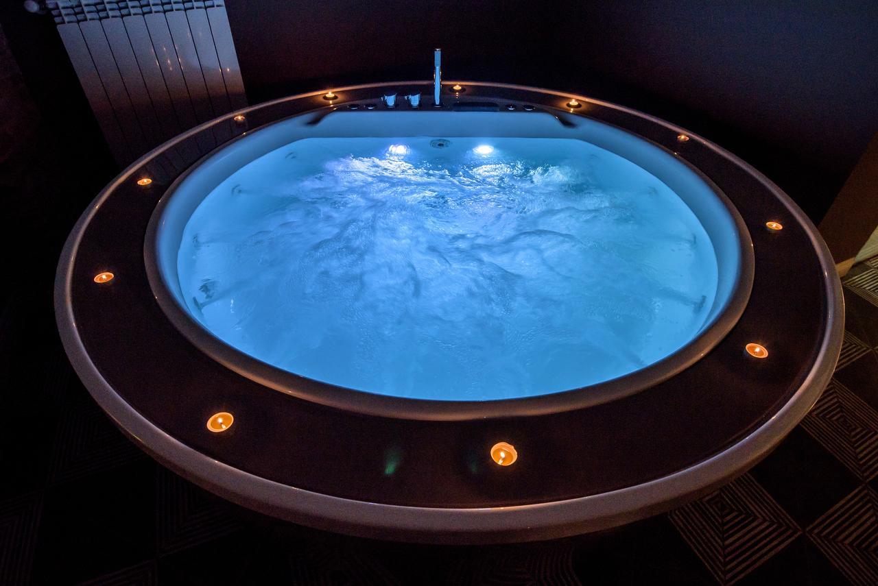 Marie Claire Apartments & Spa Vasto Dış mekan fotoğraf